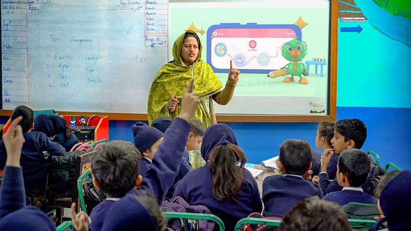Afgani classroom